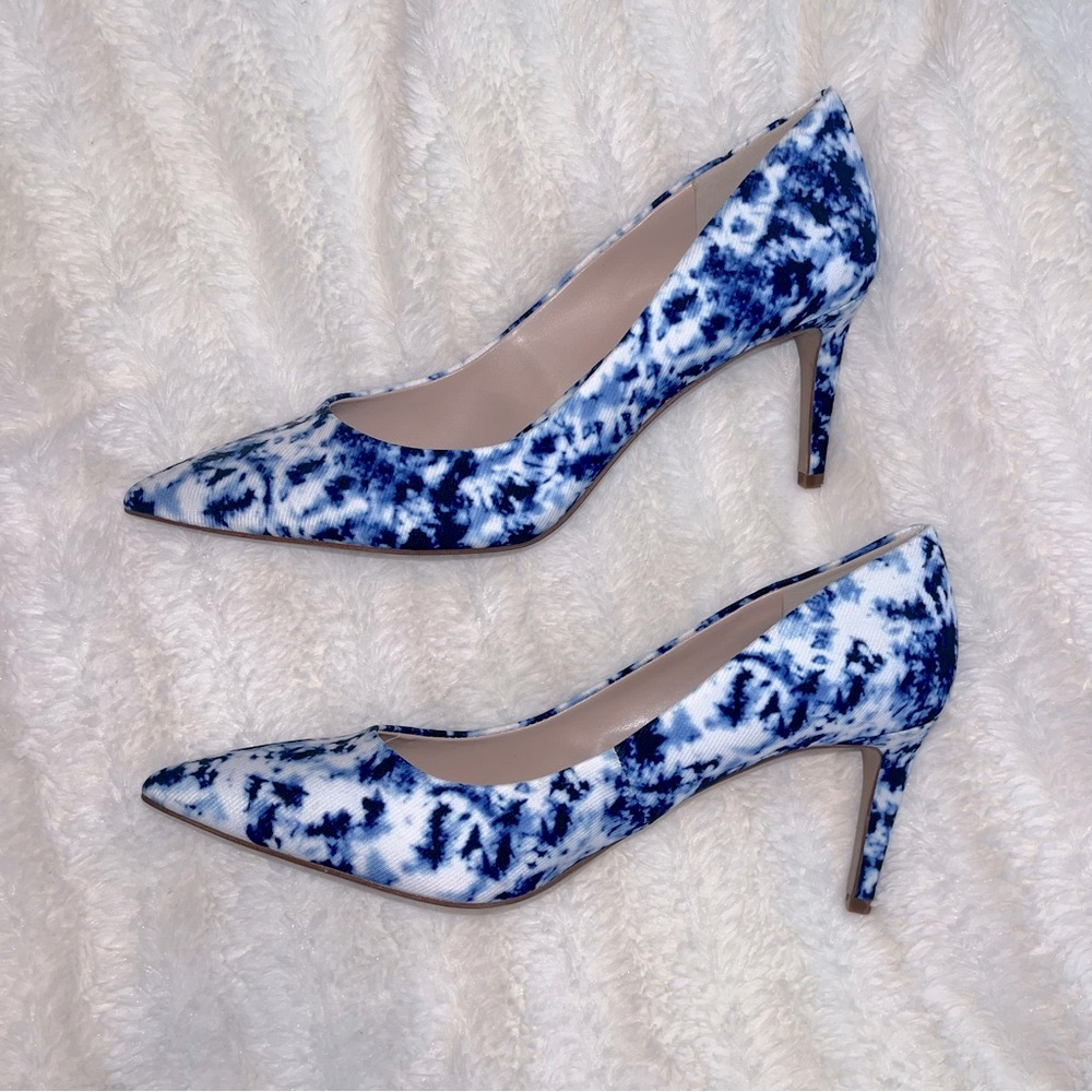 NEW Kelly & Katie Misha Pump Heels